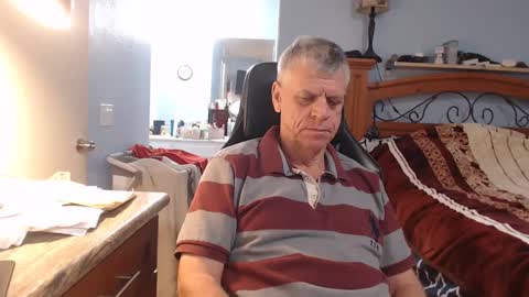 Snapshot of kent_ham chatting on 02-26-25, 01:21 kent_ham online show from 02-26-25, 01:21