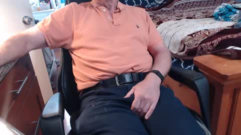 Snapshot of kent_ham chatting on 03-10-25, 12:07 kent_ham online show from 03-10-25, 12:07