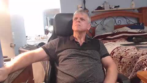 Snapshot of kent_ham chatting on 09-20-25, 01:28 kent_ham online show from 09-20-25, 01:28