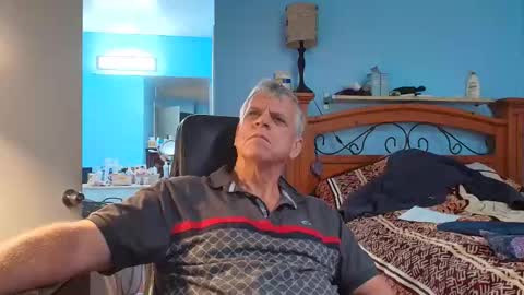 Snapshot of kent_ham chatting on 10-16-25, 07:15 kent_ham online show from 10-16-25, 07:15