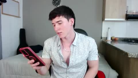 Santiago online show from 10-11-25, 06:34