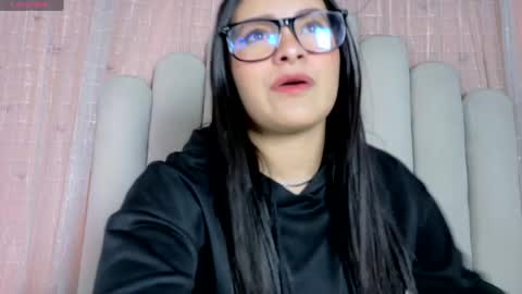 Snapshot of keny_williams chatting on 05-27-26, 03:14 Keny online show from 05-27-26, 03:14