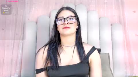 Snapshot of keny_williams chatting on 06-14-26, 03:19 Keny online show from 06-14-26, 03:19