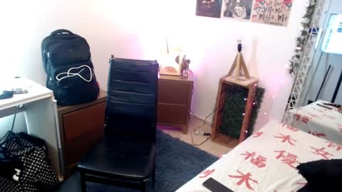 Snapshot of kenya_agux chatting on 01-08-25, 06:20 CHOQUITO online show from 01-08-25, 06:20