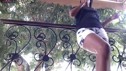 Snapshot of kenya_agux chatting on 02-03-25, 05:14 CHOQUITO online show from 02-03-25, 05:14