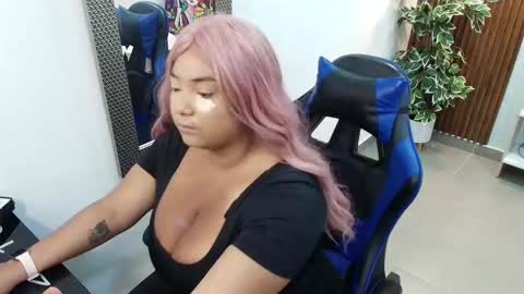 Kenya Buhle online show from 10-18-25, 11:11