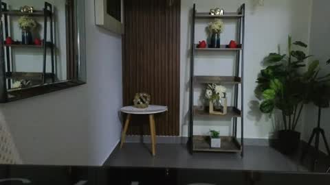 Kenya Buhle online show from 04-25-26, 11:24