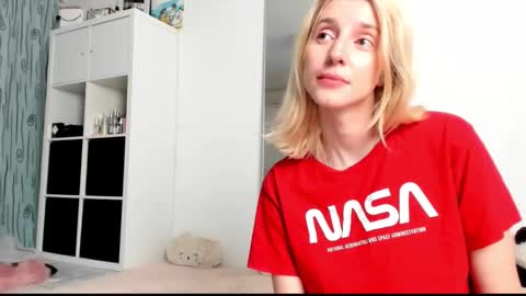 Snapshot of kenziedawton chatting on 03-06-25, 06:30 Kenzie online show from 03-06-25, 06:30