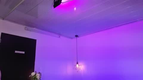 Snapshot of kenziesharik chatting on 11-04-25, 04:33 Kenzie online show from 11-04-25, 04:33