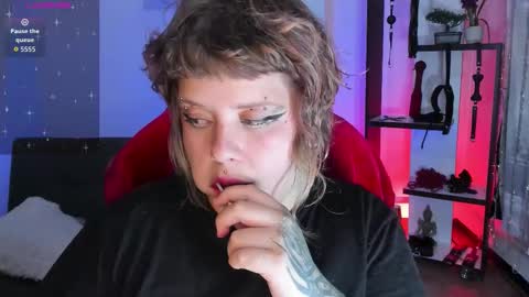 Snapshot of kenziesharik chatting on 02-15-26, 08:24 Kenzie online show from 02-15-26, 08:24