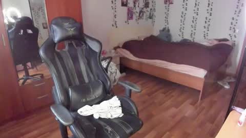 Looking for a moderator I PVT IS OPEN online show from 02-22-26, 10:58