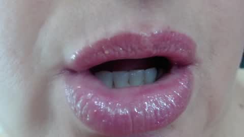 K E R L Y online show from 01-10-25, 05:56