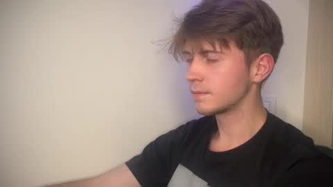 Kero online show from 10-18-25, 06:41