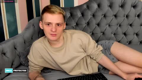 kerry_niki online show from 01-24-25, 08:22