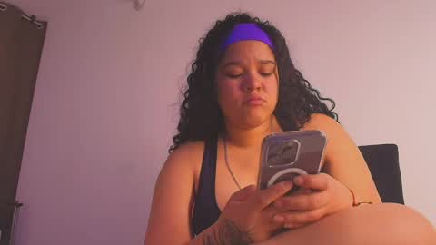 Snapshot of kesha_rosse_ chatting on 06-02-26, 06:59 KESHA online show from 06-02-26, 06:59
