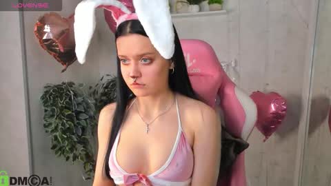 Snapshot of kessi_millis chatting on 02-14-26, 01:02 kessi_millis online show from 02-14-26, 01:02