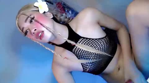 kettlyn18 online show from 04-14-26, 11:05