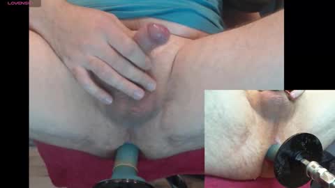 Snapshot of kev0808 chatting on 11-01-25, 08:33 Kev online show from 11-01-25, 08:33