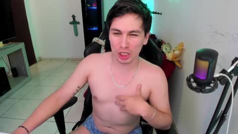 Kevin online show from 01-12-25, 03:17