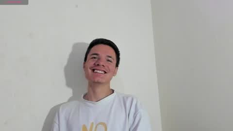 kevin_8686 online show from 05-25-26, 04:51