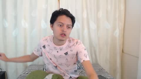 Snapshot of kevin_charless chatting on 02-02-26, 11:09 Kevin online show from 02-02-26, 11:09