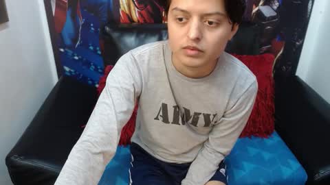 Snapshot of kevin_charless chatting on 02-12-26, 11:38 Kevin online show from 02-12-26, 11:38