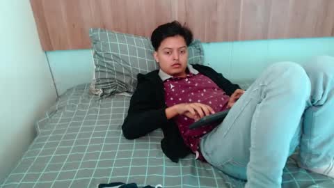 Snapshot of kevin_charless chatting on 03-04-26, 11:16 Kevin online show from 03-04-26, 11:16