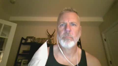 Snapshot of kevin_edges chatting on 09-17-25, 07:32 kevin_edges online show from 09-17-25, 07:32