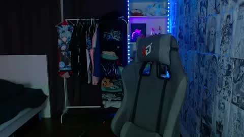 Kevin online show from 02-20-25, 04:50