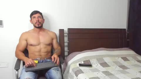 Snapshot of kevin_malone22 chatting on 03-03-25, 02:36 kevin_malone22 online show from 03-03-25, 02:36