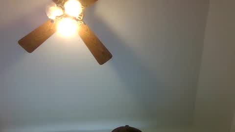 Snapshot of kevinj6969 chatting on 11-19-25, 04:18 kevinj6969 online show from 11-19-25, 04:18