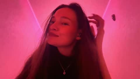 Hanna online show from 03-10-26, 03:39