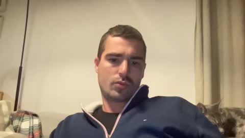 Snapshot of kevinpillobello chatting on 11-25-25, 05:13 kevinpillobello online show from 11-25-25, 05:13