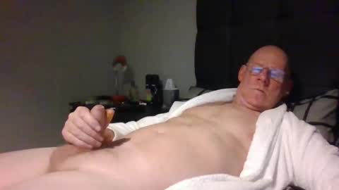 Snapshot of kevlooking4sez chatting on 02-17-25, 01:47 kevlooking4sez online show from 02-17-25, 01:47