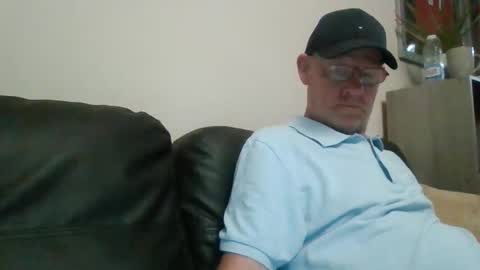 Snapshot of kevlooking4sez chatting on 05-24-26, 09:09 kevlooking4sez online show from 05-24-26, 09:09