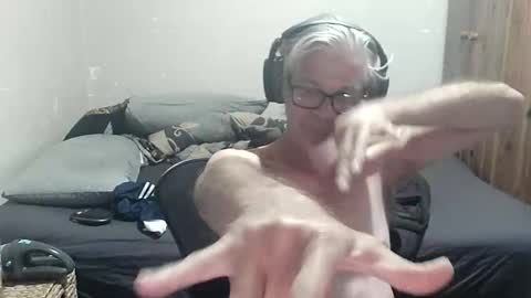 kevwestunder9696 online show from 11-21-25, 10:47