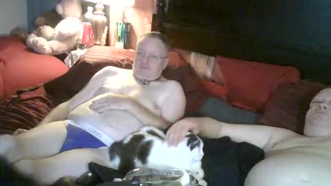 kevydaddyhubby2 online show from 11-08-25, 10:41
