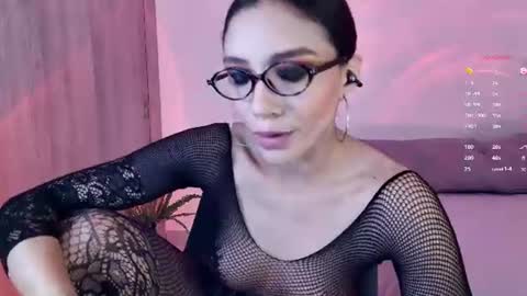 Snapshot of keylamiller1 chatting on 06-19-26, 09:40 Keyla online show from 06-19-26, 09:40