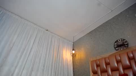 Snapshot of keyra_miller chatting on 03-08-25, 02:01 keyra_miller online show from 03-08-25, 02:01