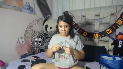 Snapshot of keyra_miller chatting on 10-23-25, 02:55 keyra_miller online show from 10-23-25, 02:55