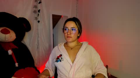 Snapshot of keyth_clement chatting on 02-01-25, 08:37 Keyth  online show from 02-01-25, 08:37