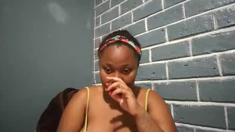 kezia0910 online show from 11-06-25, 12:17