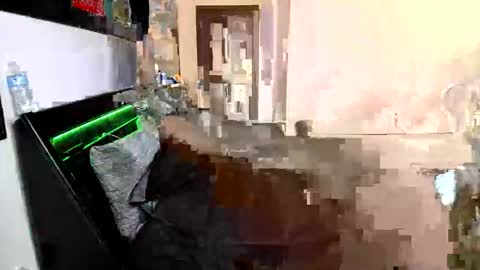 Snapshot of kfizzle187 chatting on 11-11-25, 02:55 K Fizzle online show from 11-11-25, 02:55