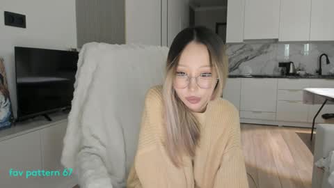 Snapshot of khaesoo chatting on 02-08-25, 11:34 KHAESOO3 Yuna online show from 02-08-25, 11:34