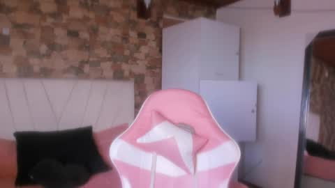 Khami online show from 04-28-26, 08:03