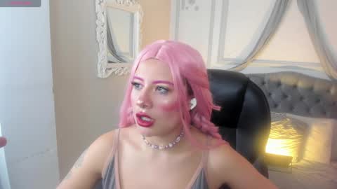 Snapshot of khali_reed_ chatting on 01-21-25, 09:46 Khali online show from 01-21-25, 09:46