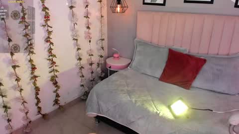 Snapshot of khali_reed_ chatting on 01-25-25, 08:42 Khali online show from 01-25-25, 08:42