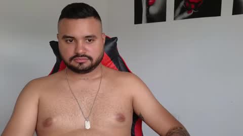 Snapshot of khalidferrer chatting on 02-25-25, 09:02 khalid ferrer online show from 02-25-25, 09:02