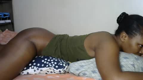 Snapshot of khalidnatasha chatting on 02-22-25, 01:11 khalidnatasha online show from 02-22-25, 01:11