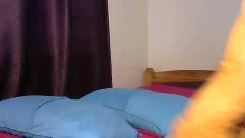 Snapshot of khalidnatasha chatting on 10-19-25, 07:42 khalidnatasha online show from 10-19-25, 07:42